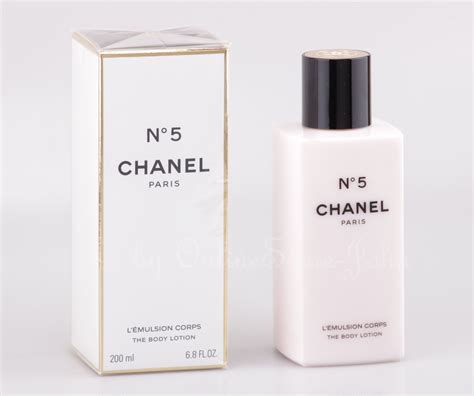 chanel no 5 loose body powder|Chanel no 5 lotion price.